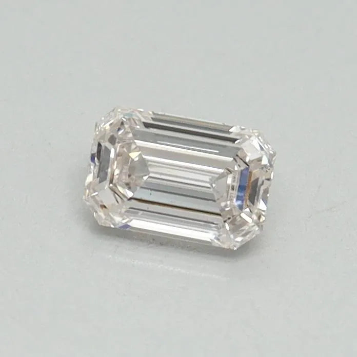 0.32ct Emerald Lab Grown Diamond (Colour G, Clarity SI1, IGI Certified)