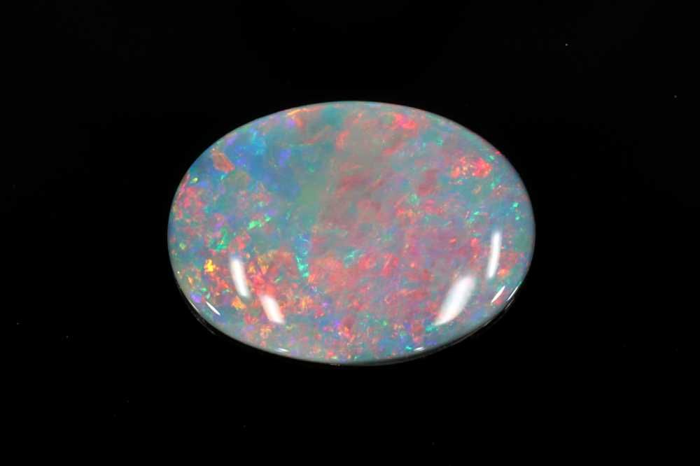 1.93ct Oval Natural Opal (Colour Multicolor, Clarity Eye Clean, Cut Faceted)
