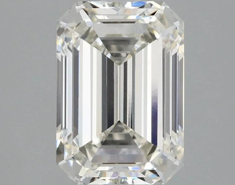 2.10ct Emerald Lab Grown Diamond (Colour H, Clarity VVS2, IGI Certified)