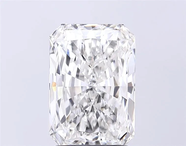 1.94ct Radiant Lab Grown Diamond (Colour E, Clarity VVS1, IGI Certified)