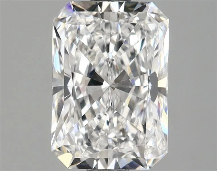 1.69ct Radiant Lab Grown Diamond (Colour D, Clarity VVS2, IGI Certified)