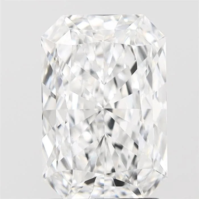3.09ct Radiant Lab Grown Diamond (Colour F, Clarity VVS2, IGI Certified)