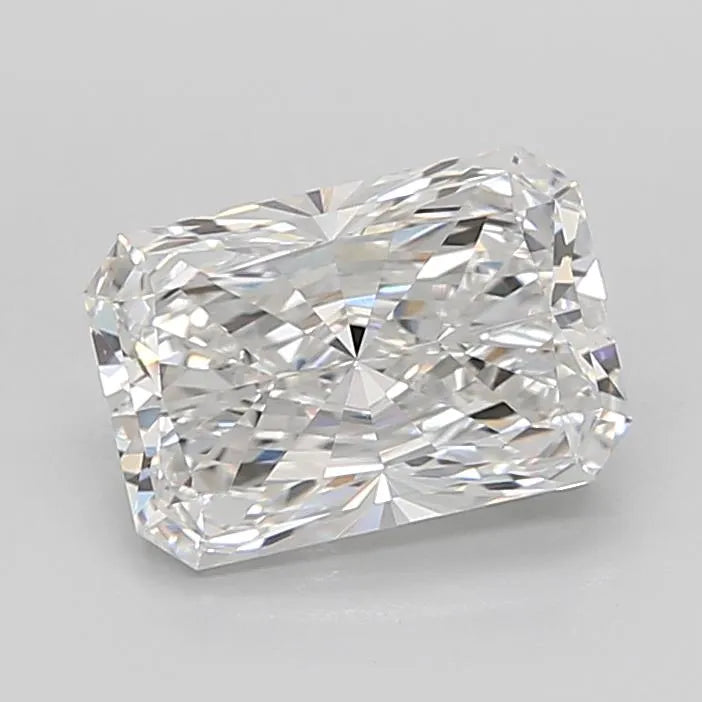 3.30ct Radiant Lab Grown Diamond (Colour E, Clarity VVS2, IGI Certified)
