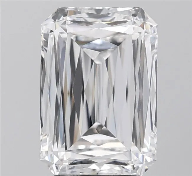 4.03ct Radiant Lab Grown Diamond (Colour E, Clarity VVS1, IGI Certified)
